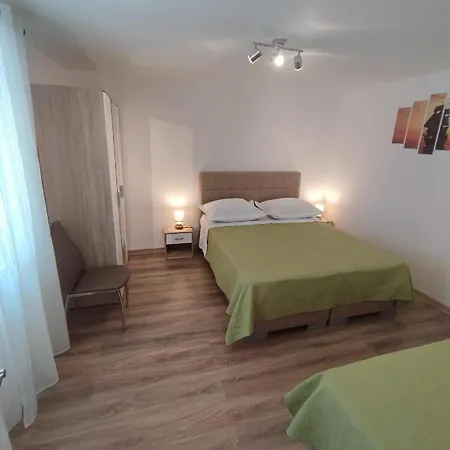 Apartment Filip Trogir Exterior photo